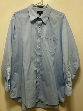 Kilburne & Finch Classic Light Blue Men's Dress Shirt with Chest Pocket